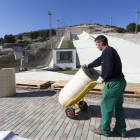 Desmontaje de la pista de Meseta Ski-Miguel Ángel Santos