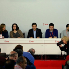 Imagen del comité federal del PSOE, con Javier Fernández en el centro, este sábado.-JUAN MANUEL PRATS