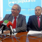 José Antonio Martínez Bermejo y Alfonso Blanco Montero comentan las propuestas del PP.-El Mundo
