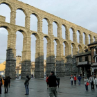 Imagen del entorno del Acueducto de Segovia.-E.M.