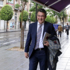 Juan Marínez Majo, en el momento de llegar a la reunión.-ICAL