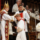 Blázquez ordena sacerdote a Marcos Rebollo en la Catedral de Valladolid. -J. M. LOSTAU