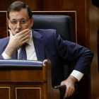 El presidente del Gobierno, Mariano Rajoy, en su escaño del Congreso, este miércoles.-Foto: AGUSTÍN CATALÁN
