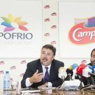 Rueda de prensa de los responsables del Grupo Campofrío Fernando Valdés (I), director general del Grupo Campofrío, e Ignacio González, director general de Campofrío España (D)-Ical