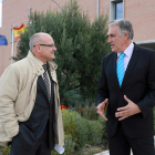El subdelegado del Gobierno en Valladolid, Luis Antonio Gómez, participa en la clausura de las actividades del Programa Reincorpora. Junto a él, el director del Centro Penitenciario, Carlos Blanco.-ICAL