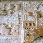 Detalle de la portada del monasterio de San Pedro de Villanueva, en Cangas de Onís.-P. L. HUERTA / F. SANTA MARÍA LA REAL
