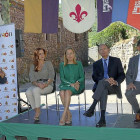 Silvia Clemente, Ana Pastor y Pío García Escudero y el acalde de Brañosera, Jesús María Mediavilla.-ICAL