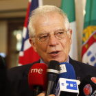 El ministro de Exteriores, Josep Borrell, el 7 de febrero en Montevideo.-EFE