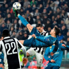 Remate de chilena de Cristiano Ronaldo en el partido de Champions Juve-Madrid. Twitter-/ PERIODICO