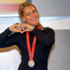 Lydia Valentín, tras recibir la medalla de plata de los Juegos Olímpicos de Pekín 2008.-JUAN LÁZARO