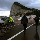 Paso fronterizo de Gibraltar.-EFE / A. CARRASCO RAGEL