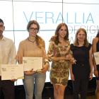 Estudiantes de Valladolid ganan el primer y segundo puesto al mejor diseño de envase para aceite y aceitunas en la IV edición del Concurso de Vidrio y Creación de Verallia que esta edición homenajea al mundo del olivo.-ICAL