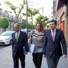 Javier Iglesias, Josefa García y Carlos F. Carriedo.-J.M. Lostau