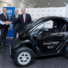 Renault, a través de la Fundación Renault para la Movilidad Sostenible (FRMS), dona un Twizy a la Universidad de Deusto. Este vehículo irá destinado a la investigación y formación práctica del personal docente y de los alumnos de la Facultad de Ingeniería-ICAL