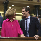 Pablo Casado y María Dolores de Cospedal  en el Congreso de los Diputados.-/ DAVID CASTRO
