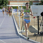 Celia Antón marcha en cabeza y muy destacada en la final de los 1500 metros.-Montse Álvarez