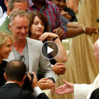 Sting asiste a la audiencia del Papa en el Vaticano. /-MAX ROSSI (REUTERS / VÍDEO: EFE)