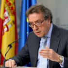El consejero de la Presidencia y portavoz de la Junta en funciones, José Antonio de Santiago, durante la rueda de prensa posterior al Consejo de Gobierno de Castilla y León-Ical