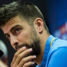 Gerard Piqué en rueda de prensa en la ciutat esportiva del FC Barcelona este jueves-JORDI COTRINA