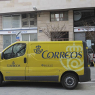 Un trabajador de correos.-LUIS ÁNGEL TEJEDOR