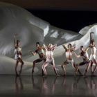 Momento de la actuación del Ballet de Víctor Ullate.-victorullateballet