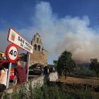 Incendio entre las localidades de Berlanga del Bierzo y San Miguel de Langre (León).-ICAL