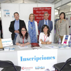 El presidente de la Cámara de Astorga, Juan Carlos Fernández, y la directora de Telecomunicaciones de la Junta de Castilla y León, María Victoria Seco, inauguran en Astorga ´Infoempleo 2015’-Ical