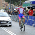 Oier Lazkano cruza en solitario la meta, ayer en Valladolid.-Marta Fernández