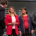 El candidato de Cs Juan Marín (de espaldas), junto a la socialista Susana Díaz, Teresa Rodríguez (Adelante Andalucía) y el aspirante popular Juan Manuel Moreno, en el debate electoral de TVE.-EFE / JULIO MUÑOZ