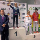 Claudia García, subcampeona en Kumite infantil.-EL MUNDO