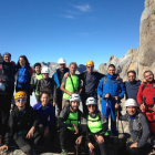 Grupo de montañeros que viajó a Peña Vieja, en los Picos de Europa, el pasado año.-EL MUNDO