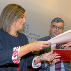Milagros Marcos y Gabriel García durante la firma del protocolo de colaboración.-ICAL
