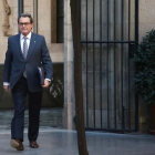 El 'president' de la Generalitat en funciones, Artur Mas, a su llegada a la reunión del Consell Executiu este martes.-JORDI BERMAD