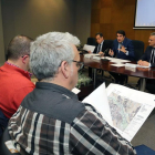 El consejero de Fomento y Medio Ambiente, Juan Carlos Suárez-Quiñones, presenta las guías de respuesta ante el riesgo de inundaciones de la provincia de Valladolid-ICAL