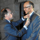 Tomás Villanueva y Ramiro Ruiz Medrano, su sucesor al frente del PP de Valladolid.-MIGUEL ÁNGEL SANTOS