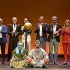 Imagen de los participantes en la tercera edición de los premios de magia celebrada este fin de semana en el Teatro Calderón.-EL MUNDO