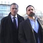 Santiago Abascal y Javier Ortega Smith, a su llegada al Supremo.-DAVID CASTRO