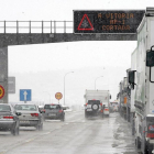 La AP-1 será una de las autopistas que sufrirán una reducción en el coste del peaje.-ICAL