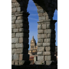 Acueducto y catedral de Segovia.-ICAL