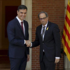 El presidente del Gobierno, Pedro Sánchez, y el jefe del Govern, Quim Torra, en la Moncloa, el pasado 9 de julio.-EFE / BALLESTEROS