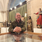 Fernando Díez, alcalde de Frómista, en el museo de la iglesia de San Pedro de la localidad./ ArgiComunicación