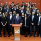 Albert Rivera, con todos los miembros de su equipo-JAVIER BARBANCHO