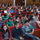 Los representantes de los alumnos, trabajadores y decanos formaron una nutrida presencia durante el Claustro celebrado este jueves en la Universidad de Valladolid.-El Mundo