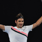 Federer celebra su victoria.-AFP / PAUL CROCK