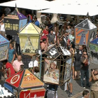 Exposición de faroles en la Plaza Mayor de la localidad vallisoletana de Tordesillas.-El Mundo