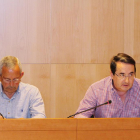 El alcalde de Laguna, Román Rodríguez, y el teniente de alcalde, Juan José Tomás-Biosca, durante un pleno.-LAGUNA AL DÍA