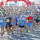 Momento de la salida de la carrera en el Polígono San Cristobal.-J. M. LOSTAU