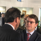 El presidente de la Junta saluda al alcalde de Valladolid.-EUROPA PRESS