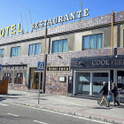 Hotel Feria y el restaurante en la avenida Ramón Pradera, en la misma línea de fachada que la Feria de Valladolid.-P. REQUEJO