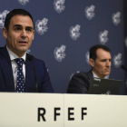 Velasco Carballo (i) y Clos Gómez en rueda de prensa.-EFE